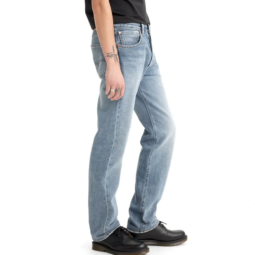 NWOT Levi’s Men’s Straight Leg Denim Jeans - Picture 2 of 12